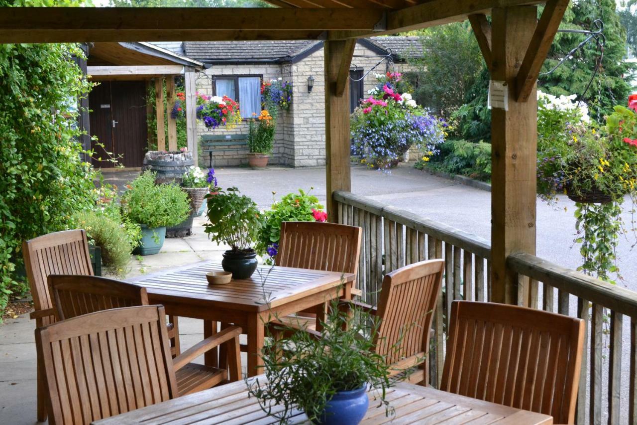 The Highwayman Hotel Kidlington Exteriér fotografie